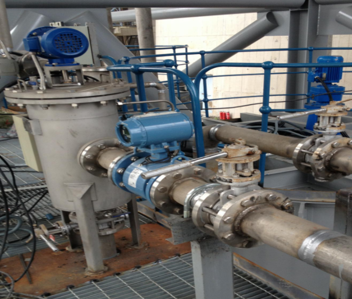 刷式過(guò)濾器應(yīng)用安裝現(xiàn)場(chǎng) 刷式過(guò)濾器應(yīng)用安裝現(xiàn)場(chǎng)